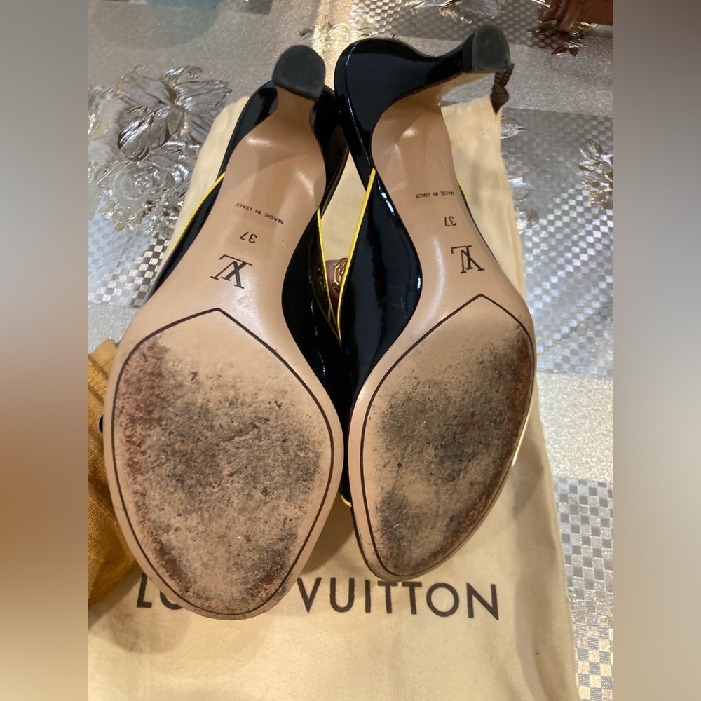 💯% Authentic Louis Vuitton sandals kitten heels - Picture 7 of 10